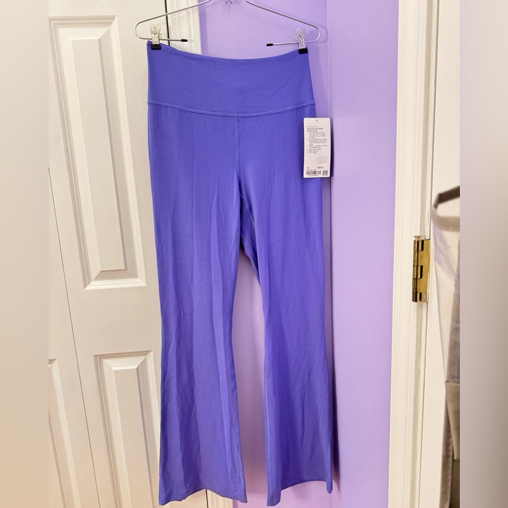 NWT Lululemon Groove Pant SHR Flare Nulu